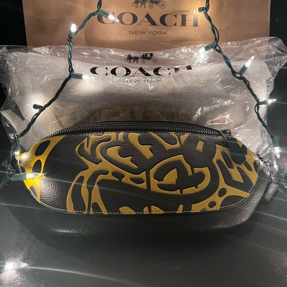 Coach Keith Haring Mickey collection! - Picture 7 of 12